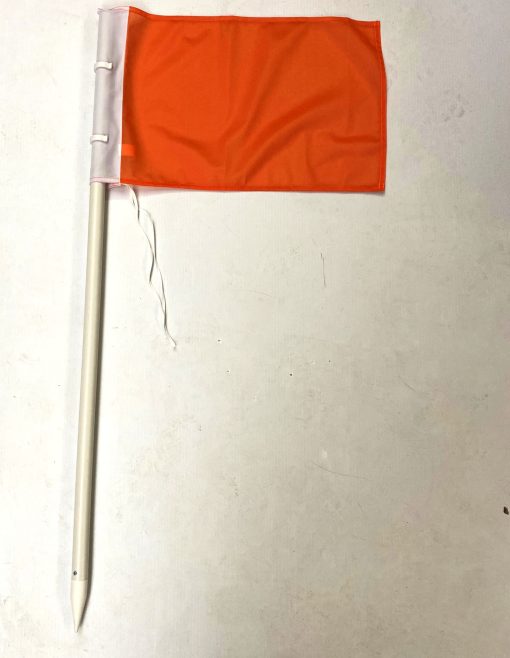 ORANGE UMPIRE FLAG ON RIGID PLASTIC POLE