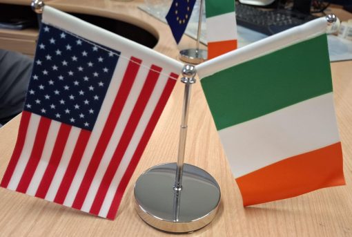 DUAL TABLE FLAGS - IRELAND & USA